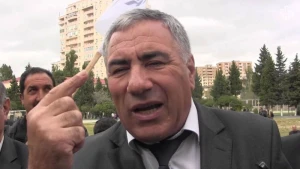 Hafiz Hacıyev icra başçısı olan qohumu haqda: "Qələt edib deyir ki, guya kirayədə qalır..."