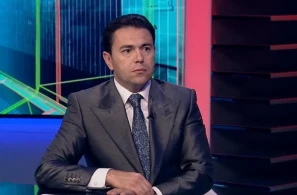 Mətbuat katibinin yazdığı statusu hansı məmur sildirib? -Mühafizəçi qalmaqalı böyüdü