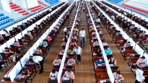 Azərbaycanda dövlət qulluğuna imtahan verən 838 nəfərə ŞAD XƏBƏR