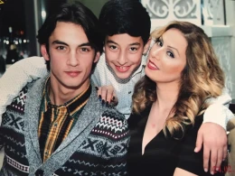 Roza Zərgərli  danışır : Başqasına səs verməyə gələnlər oğluma səs verib +VİDEO