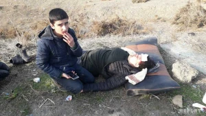 Azərbaycanda DƏHŞƏT: İnsanlar qan içində küçədə qaldı (18+FOTOLAR)