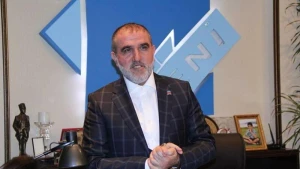 Rauf Arifoğlu vəzifəsindən İSTEFA VERDİ