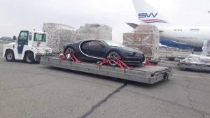 7 milyonluq avtomobil Bakıda - FOTO