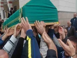 Bakıda qızının ölüm xəbərini alan ata qurulan yas çadırında toy etdi