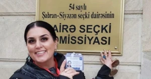 Elza Seyidcahan yas yerlərində səs toplayır - VİDEO