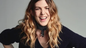 Bakıda həkim vagina darlaşdırılmasından danışdı, tənqid olundu +18+VİDEO