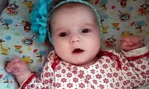 Ana dostu ilə birləşib 8 aylıq qızının BAŞINI KƏSDİ — FOTOLAR