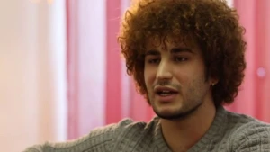 İntim görüntüsü yayılan Ülvinin yeni videosu yayılıb 