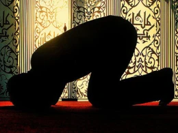 Cümə günü bu Namazı kim qılsa gör nələr əldə edər +VİDEO