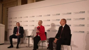 Prezident İlham Əliyev Paşinyanı darmadağın etdi