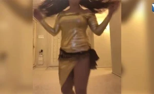 Bakıda biabırçılıq: Qız maşını saxlayıb görün nə etdi 