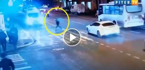 Təcili tibbi yardım maşını yolu keçən piyadanı öldürdü +VİDEO