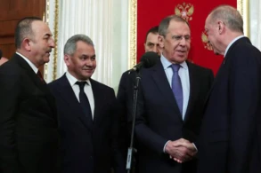 Dünya bu videodan danışır: Ərdoğanın  mikrafonu  açıq  qaldı...