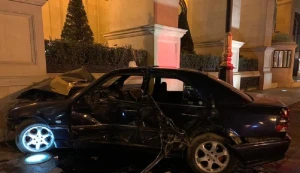 Bakıda məşhur otelin qarşısında hadisə: 3 nəfər yaralı var +VİDEO