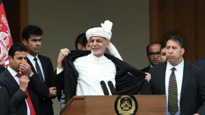 Şok görüntü: Prezident and içərkən terrorçular hücum etdi