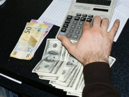 Mərkəzi bank açıqladı: Dolların məzənnəsi belədir