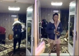 Bakıda masaj salonunda biabırçılıq - qızları maşına mindirib apardılar - VİDEO