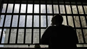 Dustaqlar evə buraxılır