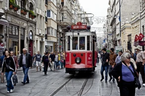 İstanbulda 18 Azərbaycan vətəndaşına müvəqqəti yaşamaq icazəsini təsdiq edən vəsiqələr verilib