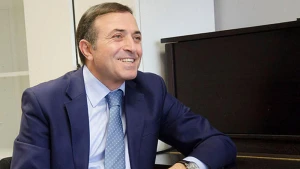 Xalq artisti maaşını fonda bağışladı – VİDEO