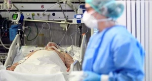 Fransada koronavirusa yoluxanların sayı 33 min nəfərə çatır