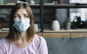 Koronovirus belə başlayır: Günlər üzrə orqanizmdə baş verənlər