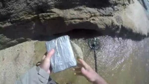 Sahildə bağlama tapdı - Açanda GÖZLƏRİNƏ İNANMADI