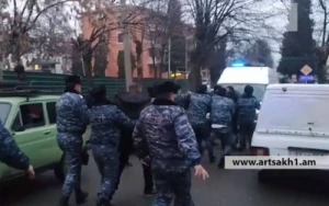 Ermənilər narazıdır - Qarabağda etirazlar başladı