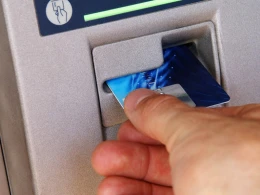 Şəxsiyyət vəsiqəsinin vaxtı keçmiş şəxslər birdəfəlik ödəməni ala bilməyəcək