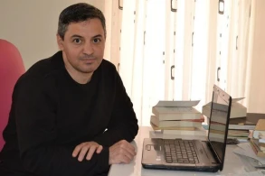 Şərq: “Başqaları cənnətdir!”, Qərb: “Başqaları cəhənnəmdir!”