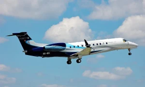 Karantin vaxtı gənc qızlarla kef çəkmək üçün özəl təyyarə ilə Fransaya uçan oliqarx kimdir? - Sərhəddən geri qaytardılar - FOTO