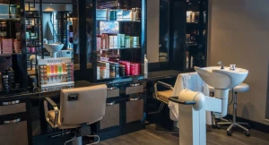 Bərbərxanalar və gözəllik salonları bu tarixdən fəaliyyətini bərpa edə bilər - AÇIQLAMA