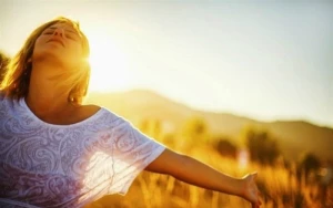 Günün altında 15 dəqiqə dayanmaq koronavirusdan qoruyur – Avstraliya alimləri