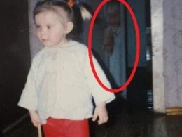 DÜNYA ŞOKDA! Qızın uşaqlıq şəklindəki RUH hamını - QORXUYA SALDI