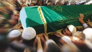 Tanınmış professor koronavirusdan öldü - Foto