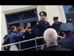 Biləsuvarda  baş  vermiş  insidentin videosu  yayılıb