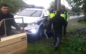 Yol polisi ilə sakinlər arasında qarşıdurma olub, həbs edilən var +DAVANIN VİDEOSU