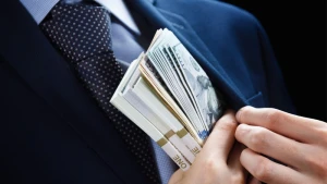 “RoyalBank”da 8,5 milyon manatlıq mənimsəmə olub - RƏSMİ