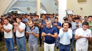 Bayram namazı BELƏ QILINACAQ - Komitə sədri açıqladı