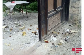 Azərbaycanda dəhşət: Maşın sürməyi öyrənən qadın tormuzun yerin səhv basdı: 14 yaralı var