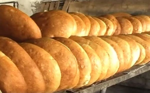 Zavod çörəklərinə qatqı vurulur? 