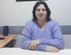 Azərbaycan təhsilində rəzalət: Direktor müavinin orta təhsili yoxdur,adını belə yaza bilmir