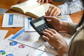 Əməkhaqqına vergi yeni qayda ilə tutulacaq - Detallar açıqlandı 