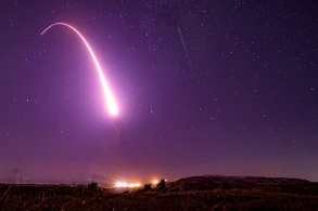 2023/11/02/1698917471_minuteman_iii_launches_from_vandenberg_afb_on_october_2__2019-pic_32ratio_900x600-900x600-97062.jpg
