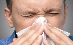 Keçməyən burun axmasının təhlükəli səbəbləri