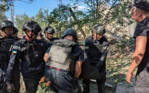 Ukraynanın Krivoy Roq şəhəri atəşə tutuldu: 8 ölü, 21 yaralı var