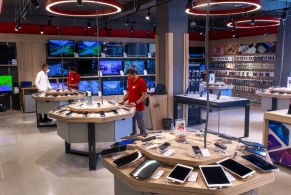 "Kontakt Home" çoxsaylı işçilər axtarır - MAAŞ 1500 MANAT