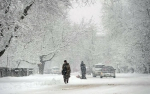 Qar və şaxta var: Yola çıxanların DİQQƏTİNƏ!