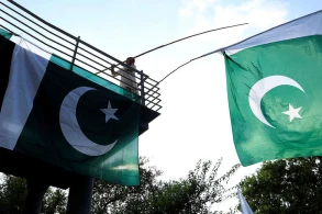 Pakistanın baş naziri Putinə nə yazıb?