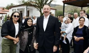 Xaqan ünvanlı LİDER